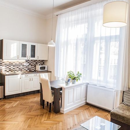 All In Apartman Budapest Ruang foto