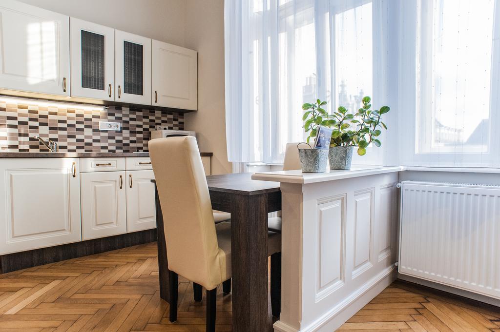 All In Apartman Budapest Ruang foto