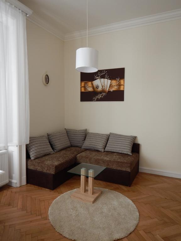 All In Apartman Budapest Ruang foto