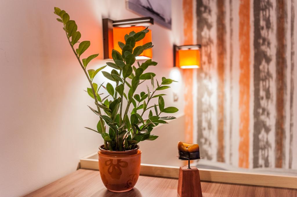 All In Apartman Budapest Bagian luar foto